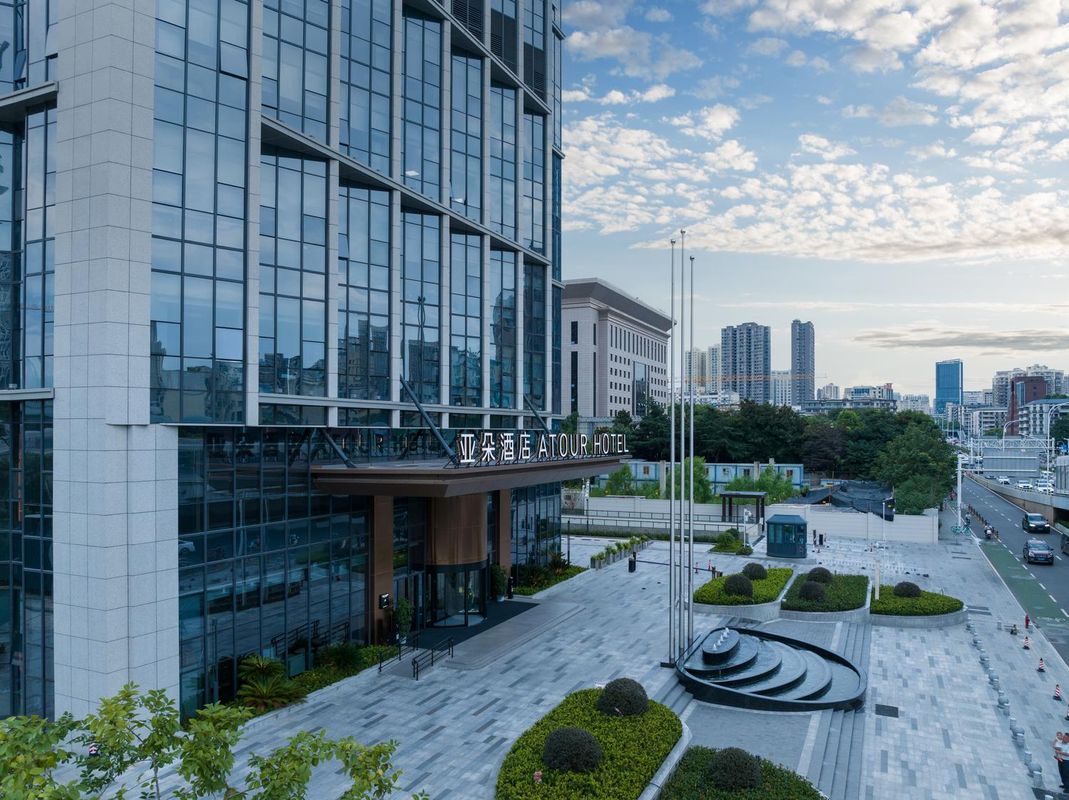 武汉理工大学街道口亚朵酒店