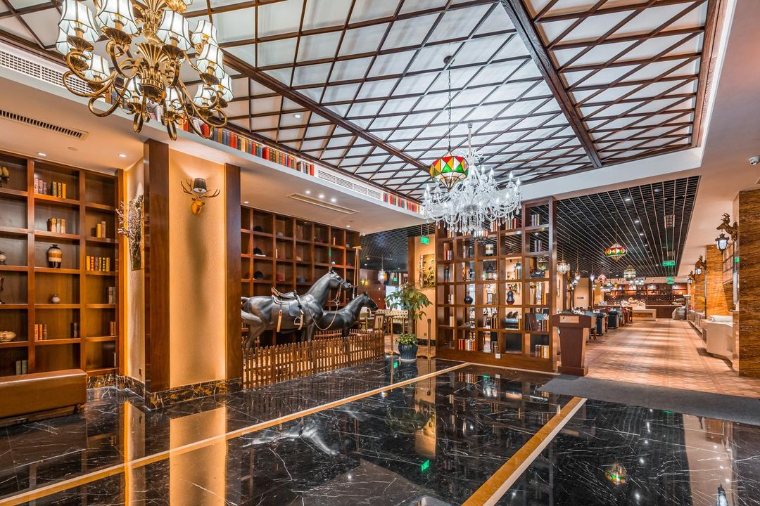 宁波天唯艺术酒店(南部商务区罗蒙环球城店)