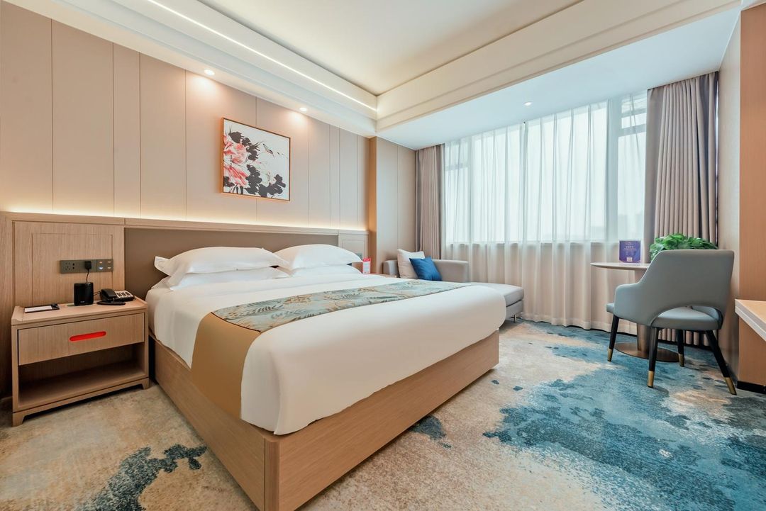 武汉紫阳湖宾馆(黄鹤楼长江大桥店)