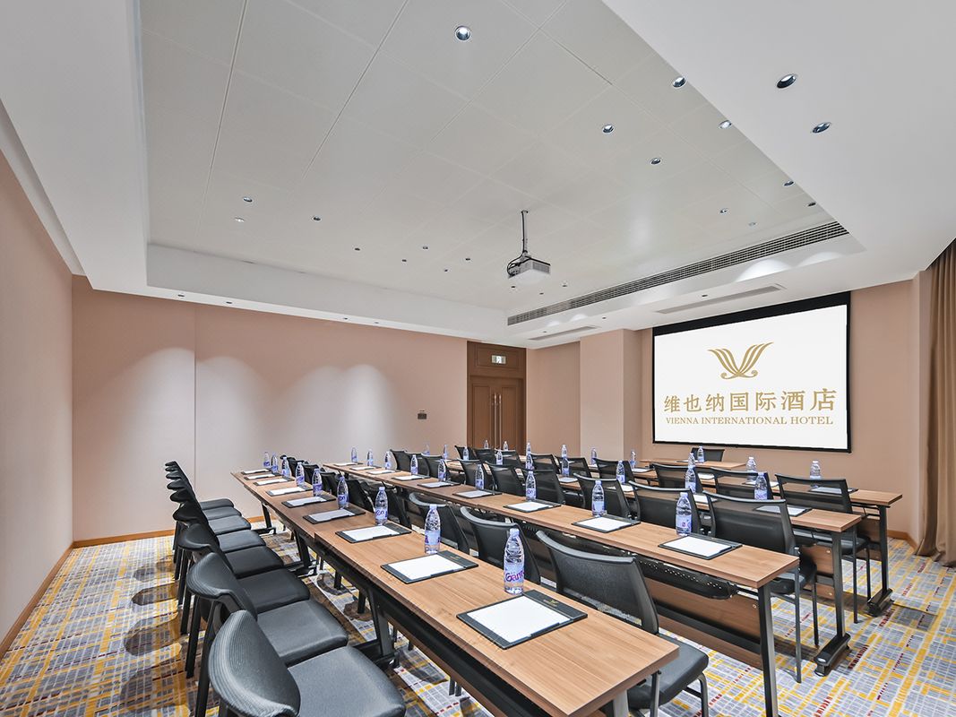 维也纳国际酒店(徐州铜山万达广场师范大学店)