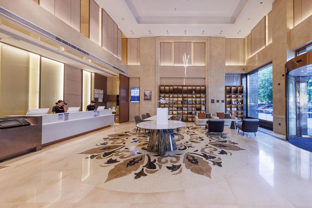 广州白云国际机场人和地铁站亚朵X酒店