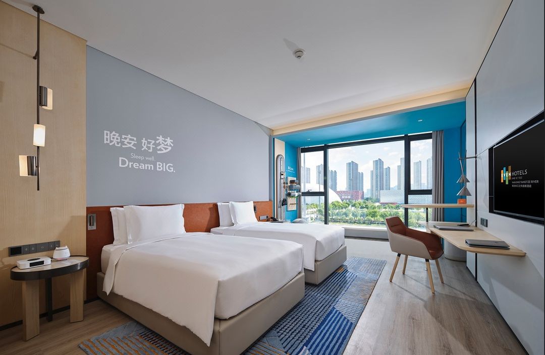 南京长江之舟逸衡酒店