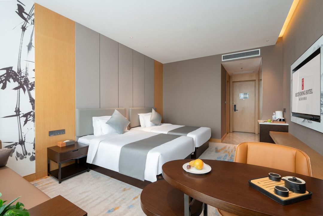 丽呈東谷酒店(成都大学青龙湖湿地公园店)