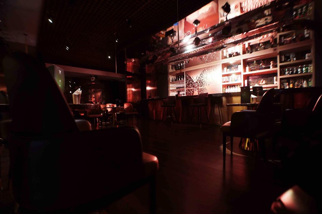成都春熙路天府广场地铁站如时潮娃酒店