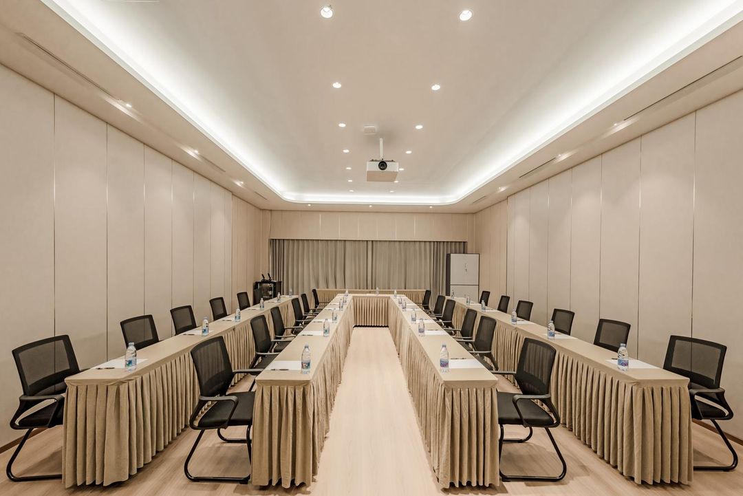 武汉紫阳湖宾馆(黄鹤楼长江大桥店)