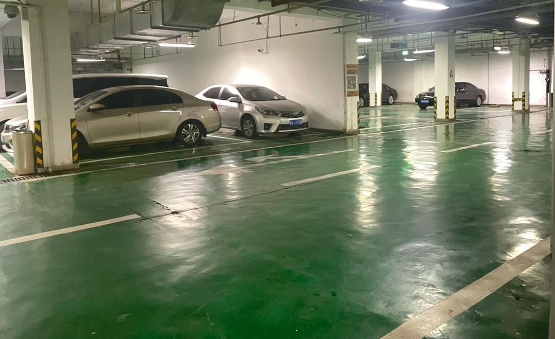 悦际酒店(郑州中原万达磨街文创园店)