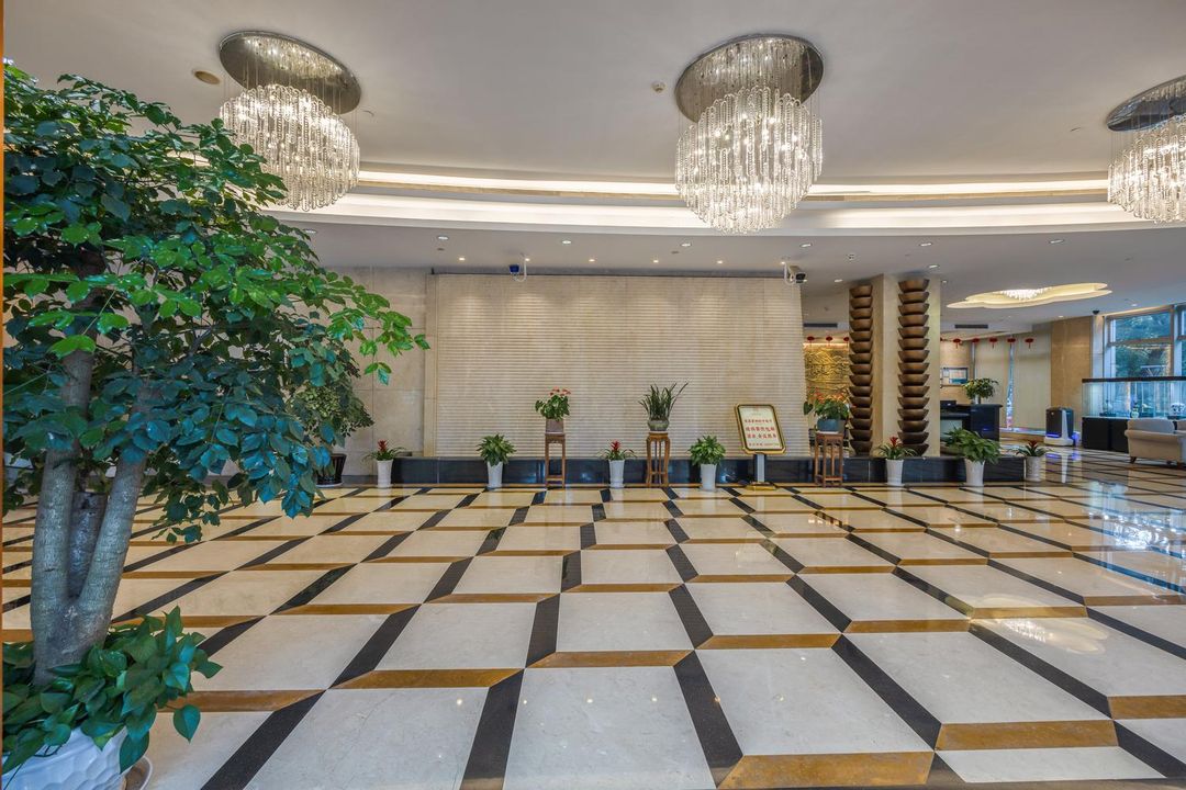 宁波海港东方酒店(北仑长江路店)