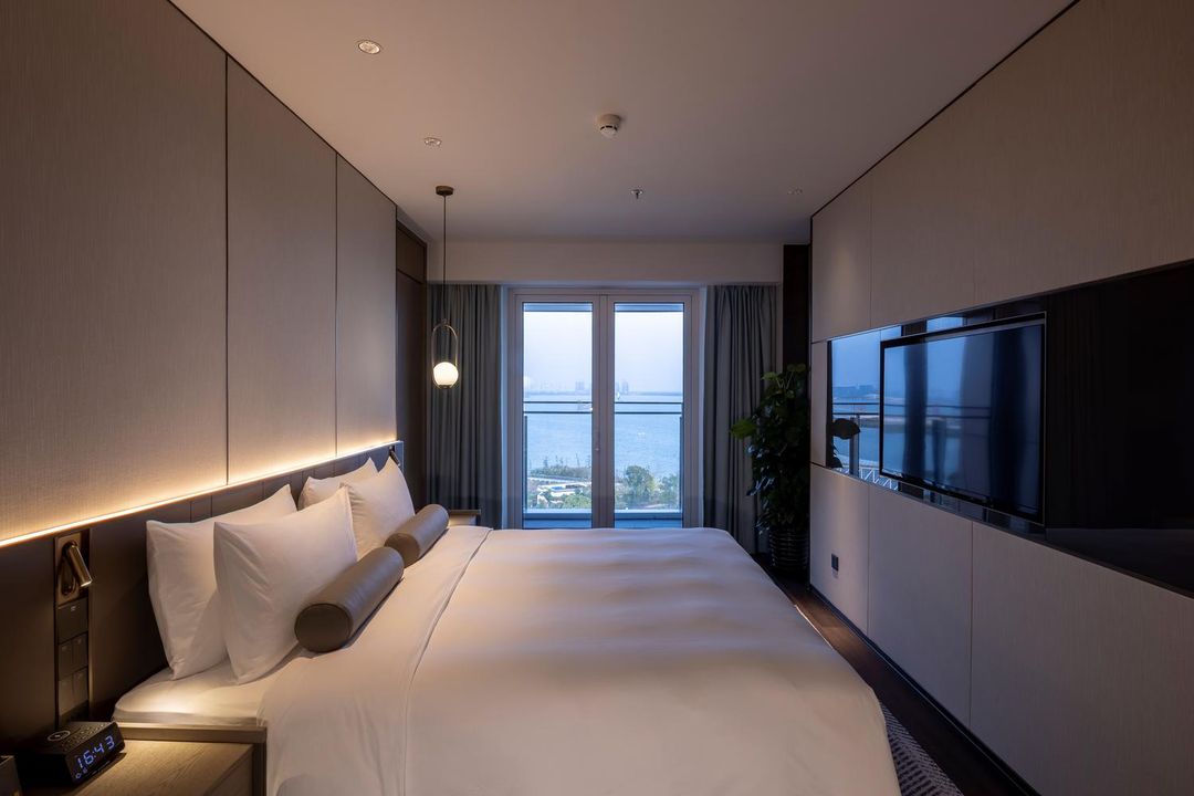 上海滴水湖斯南格尔精选酒店