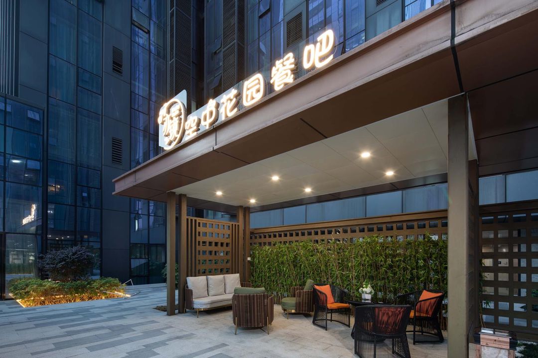 长沙东盈广场乐朋酒店(万家丽地铁站店)
