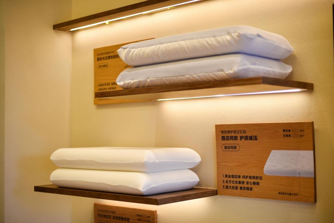 石家庄站西广场亚朵酒店