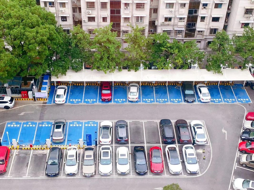 长沙五一广场黄兴路步行街亚朵酒店