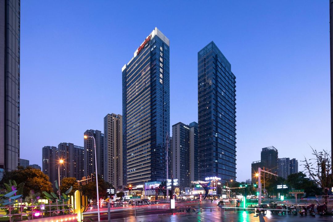 长沙万象城滨江金融中心希尔顿欢朋酒店