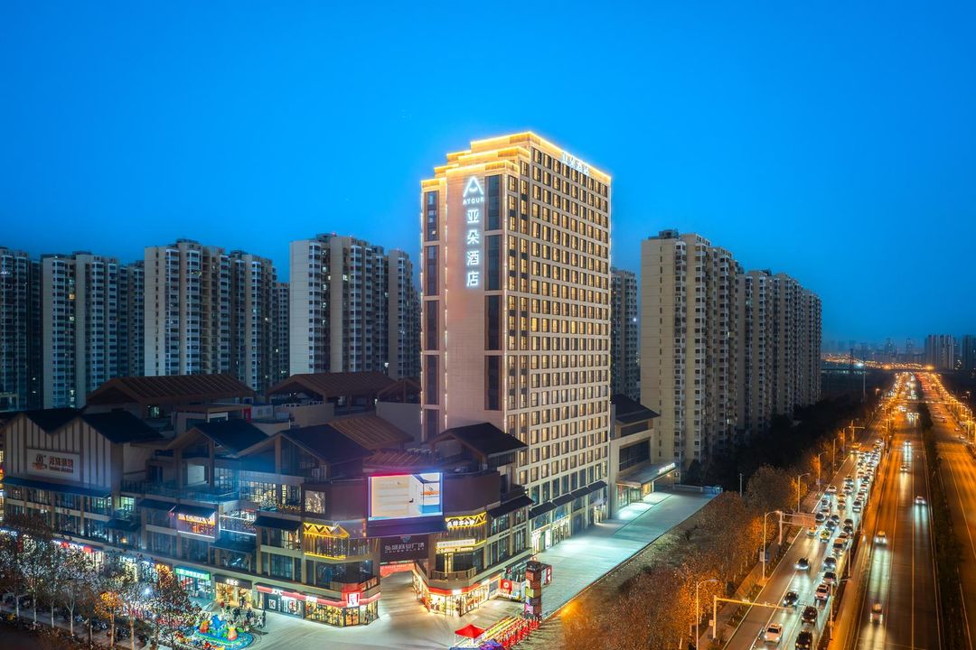合肥京商商贸城铜陵北路亚朵酒店
