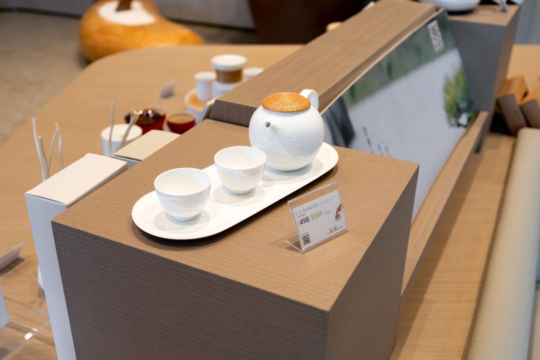全季酒店(佛山美的悦然广场北滘公园地铁站店)