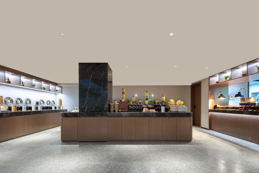 青岛五四广场万象城亚朵酒店