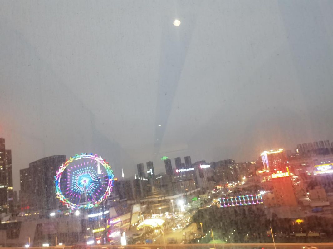 佛山金沙洲金铂天地桔子水晶酒店