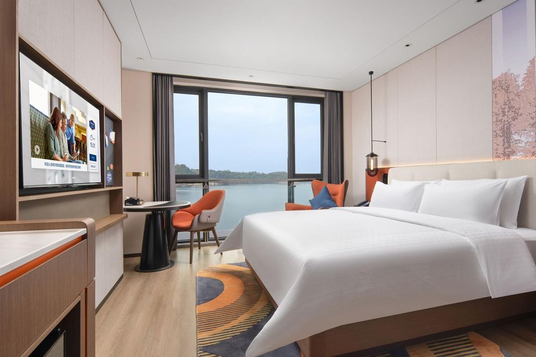重庆长寿湖希尔顿欢朋酒店
