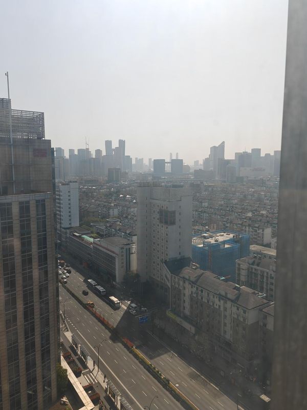 杭州四季青庆菱路地铁站亚朵酒店