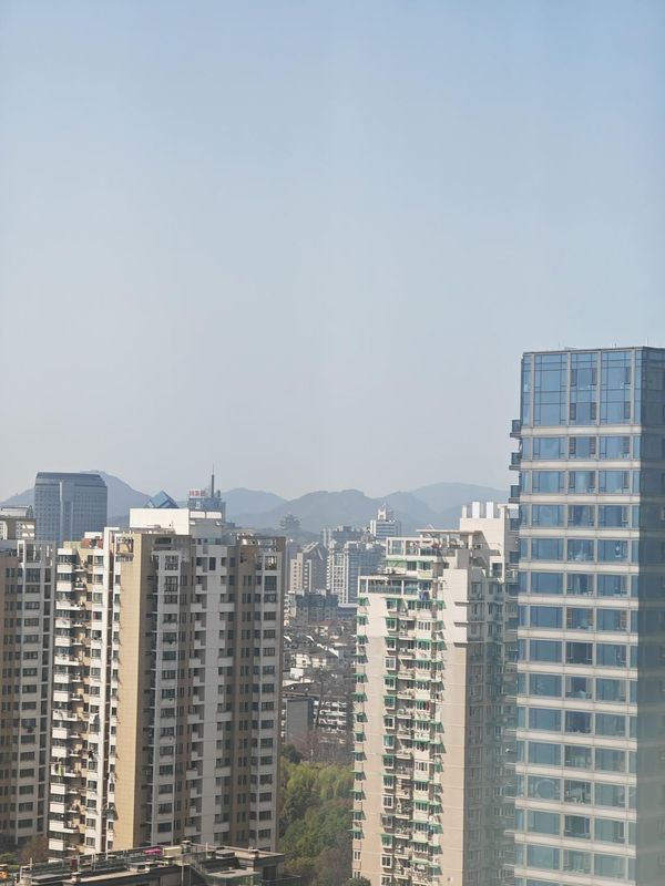 杭州四季青庆菱路地铁站亚朵酒店