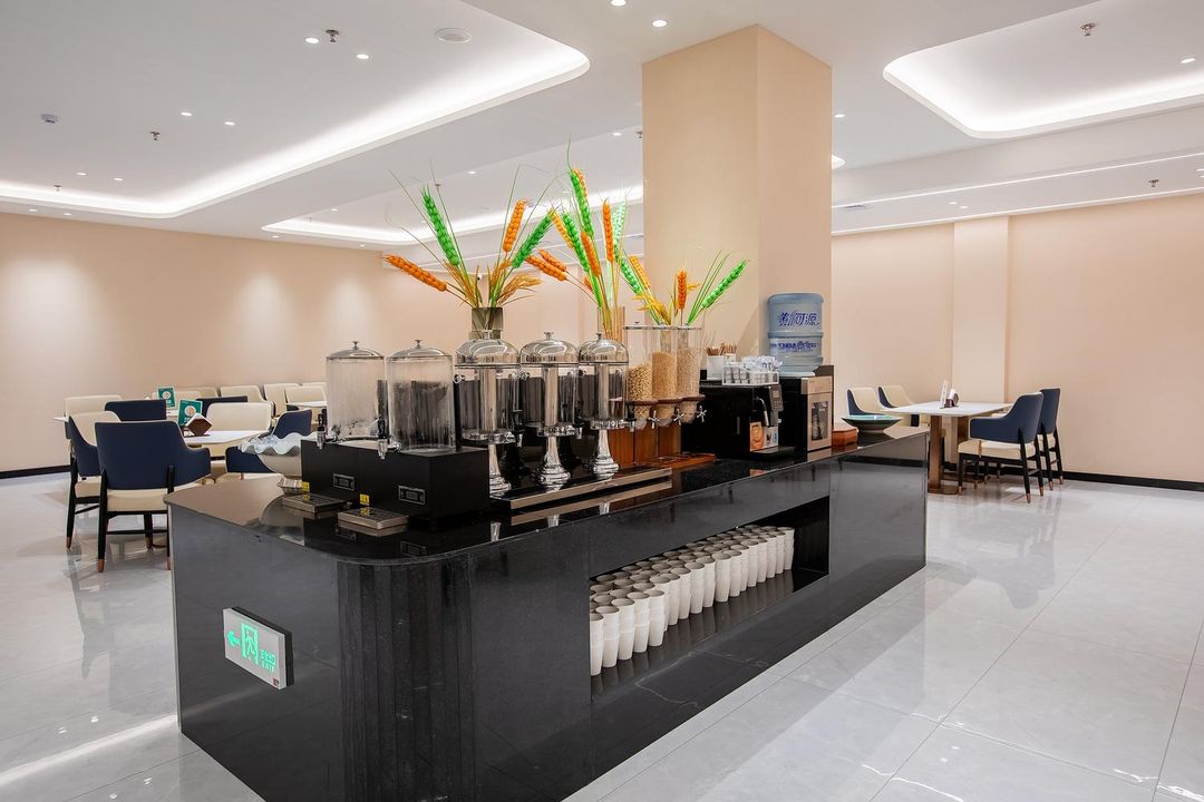 晋坤酒店