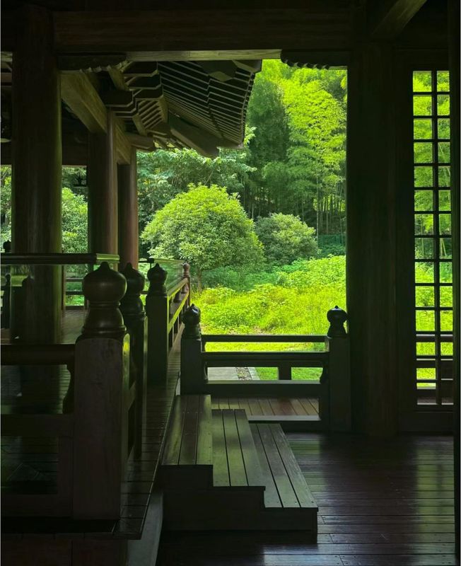 曼居酒店(绍兴柯桥银泰百货店)