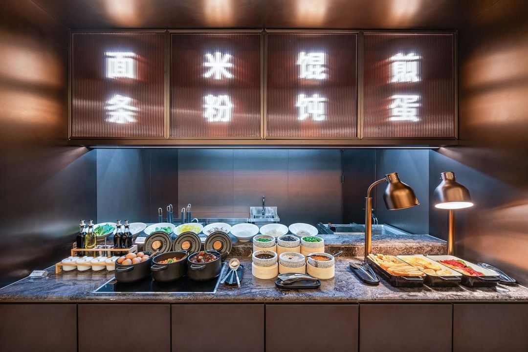 合肥中央公园上海路桔子水晶酒店