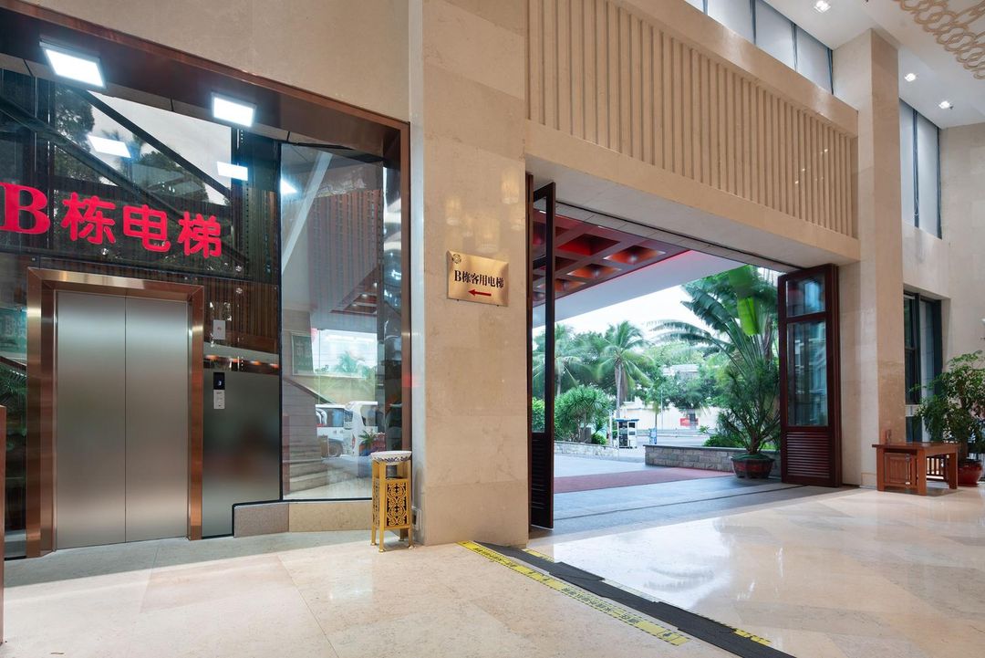 三亚君锦滨海酒店