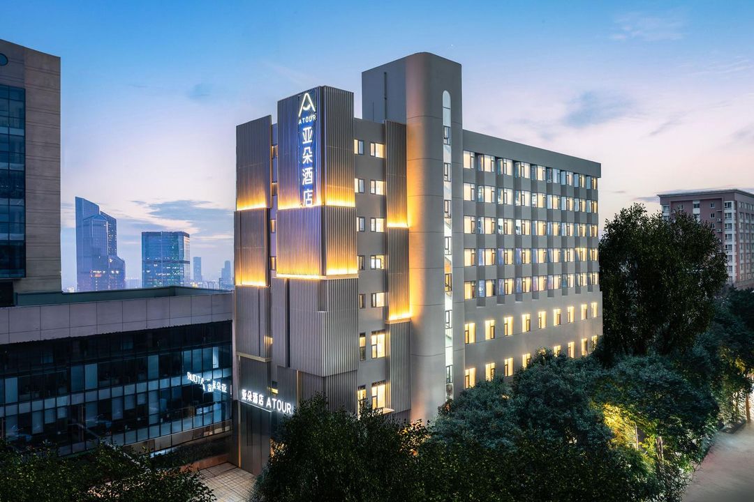成都四川大学科华北路亚朵酒店