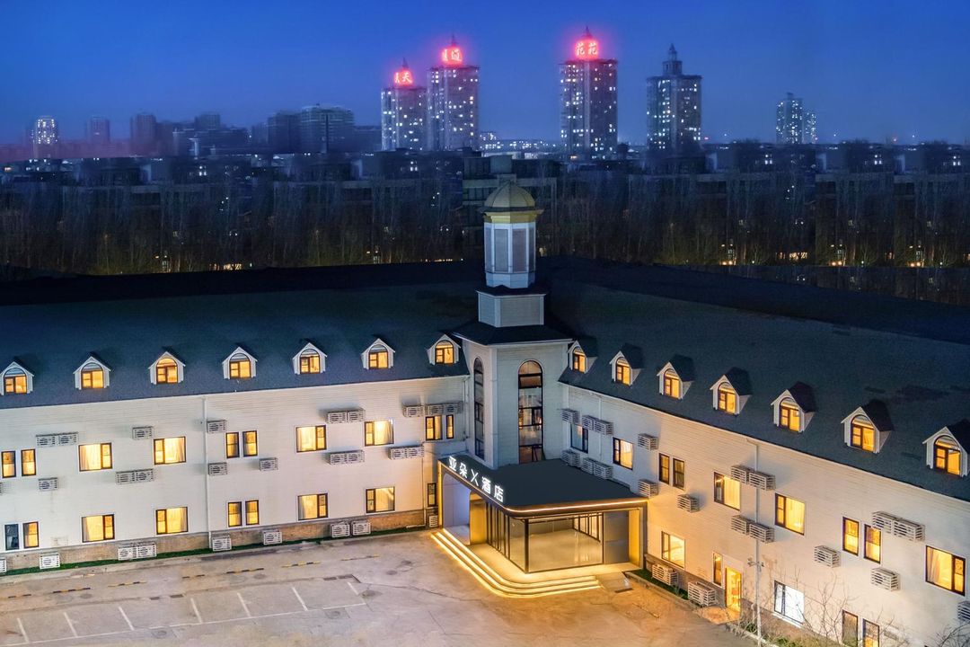 北京天通苑立水桥地铁站亚朵X酒店