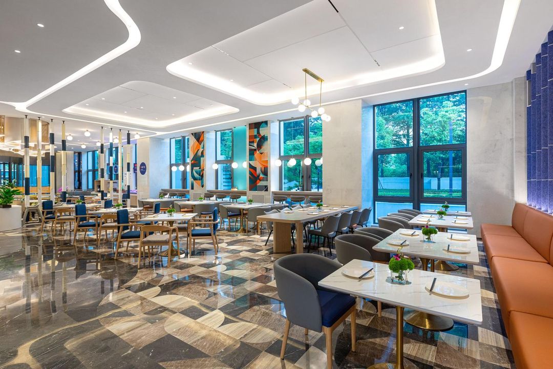 上海长风公园智选假日酒店