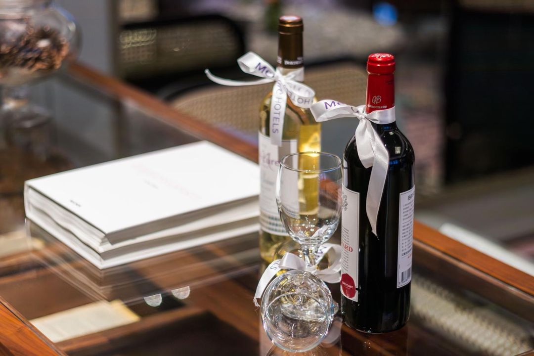 无锡东站美居酒店