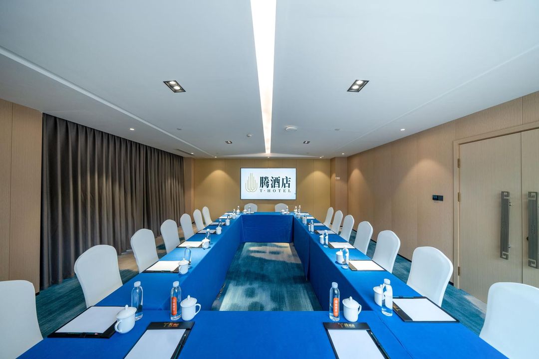 腾酒店(昆明穿金路世博园店)