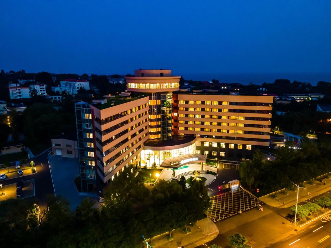 中国康养&middot;恒颐汇(北戴河刘庄夜市店)