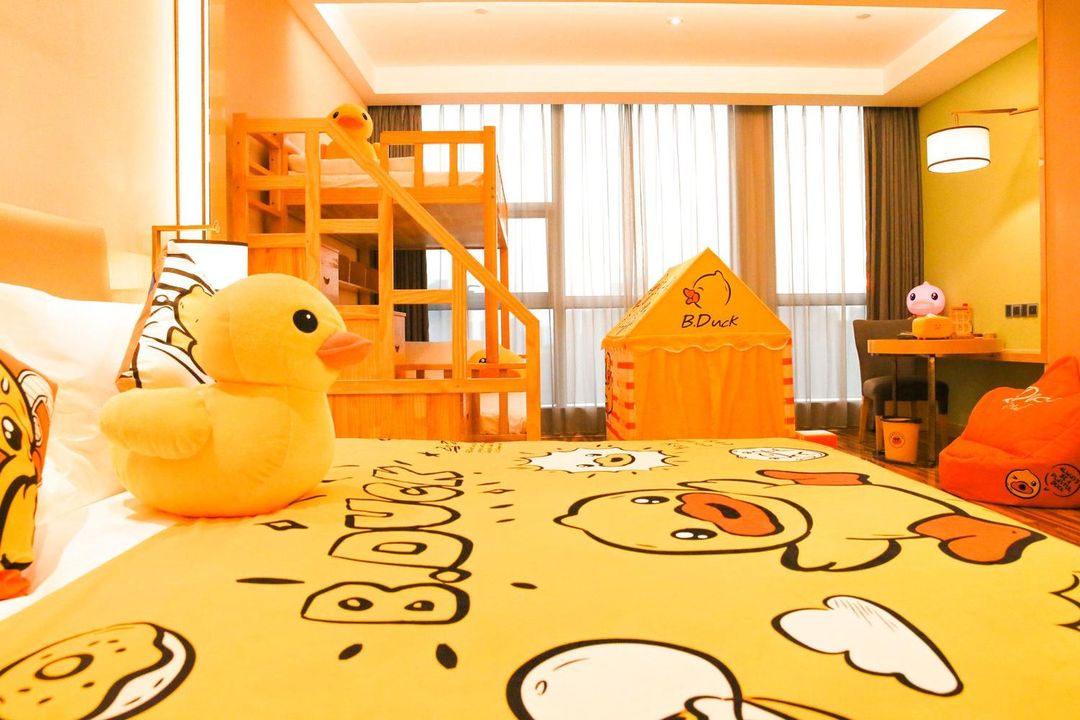 B座小黄鸭亲子房