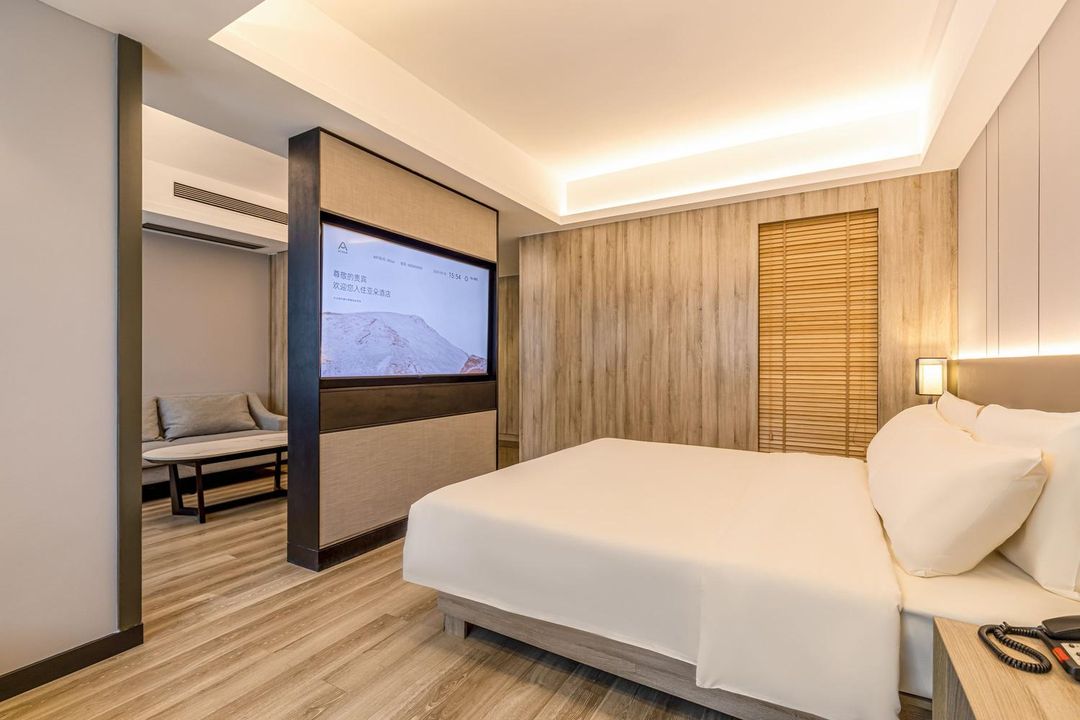 济南奥体中心汉峪金谷亚朵酒店