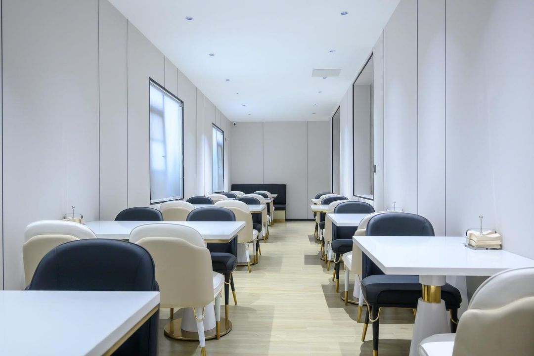 西安兴庆宫交通大学地铁站轻居酒店