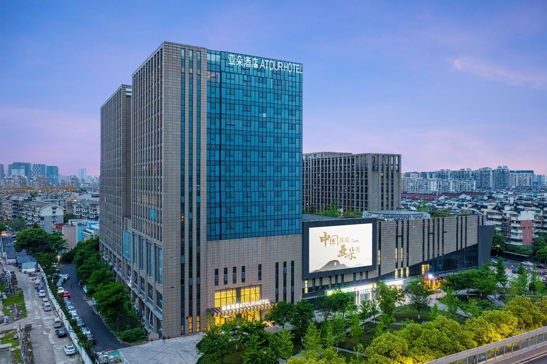 杭州火车东站西广场亚朵酒店