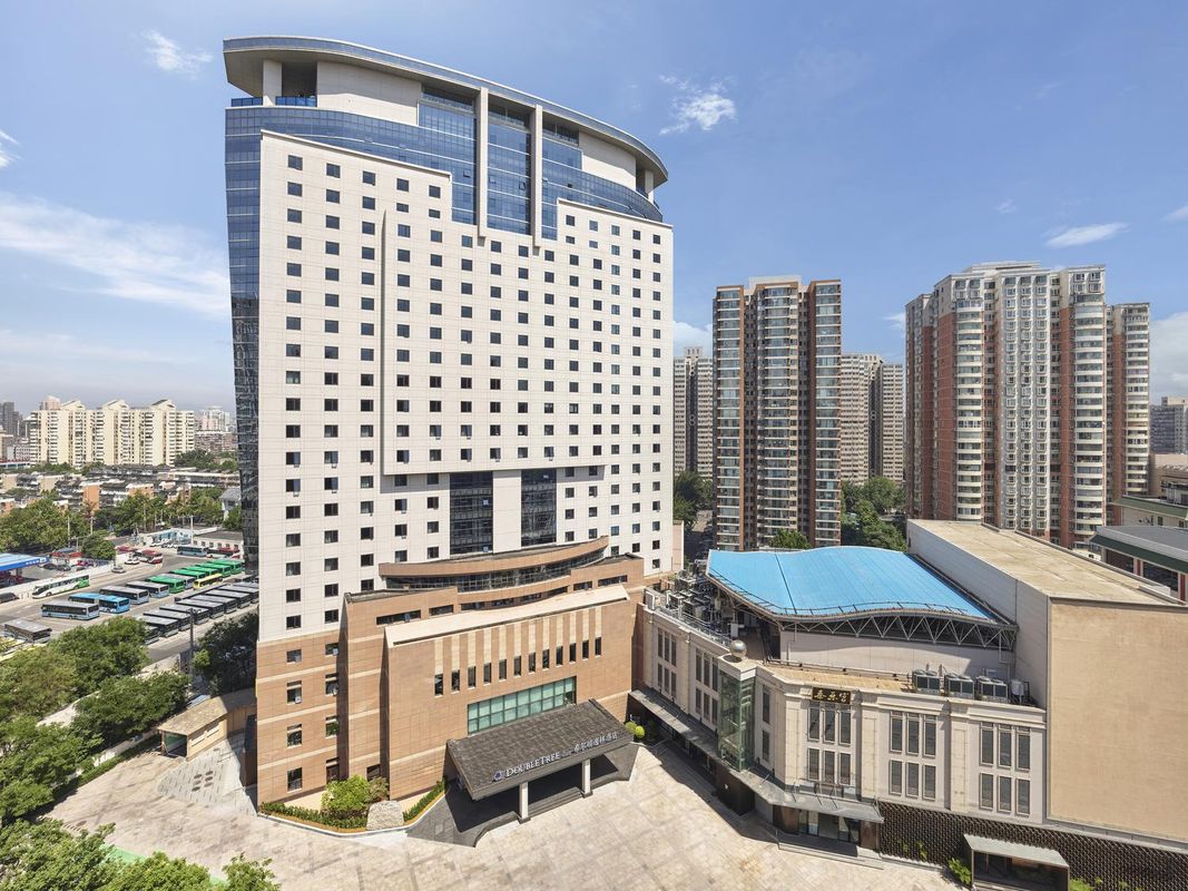 北京东三环希尔顿逸林酒店