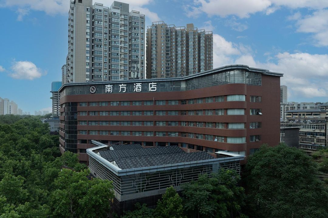 南方酒店(玉祥门地铁站店)