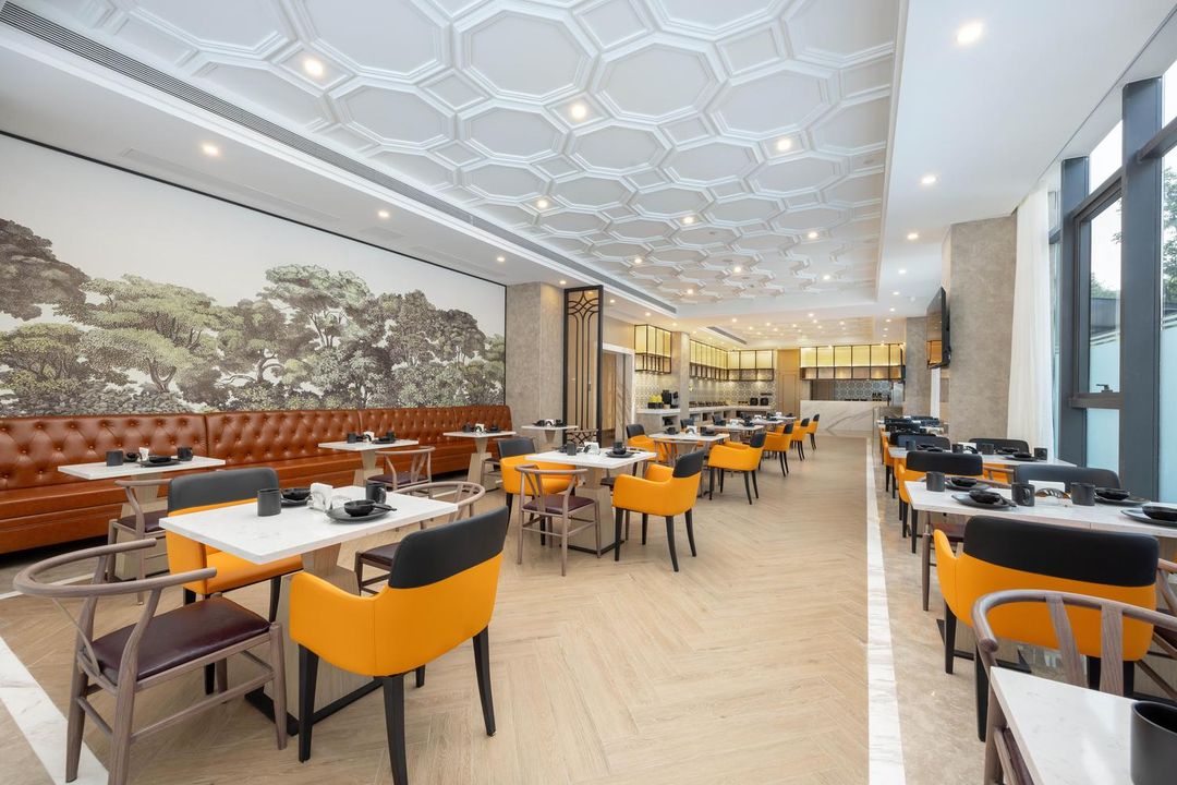 维也纳国际酒店(重庆蔡家向家岗地铁站店)