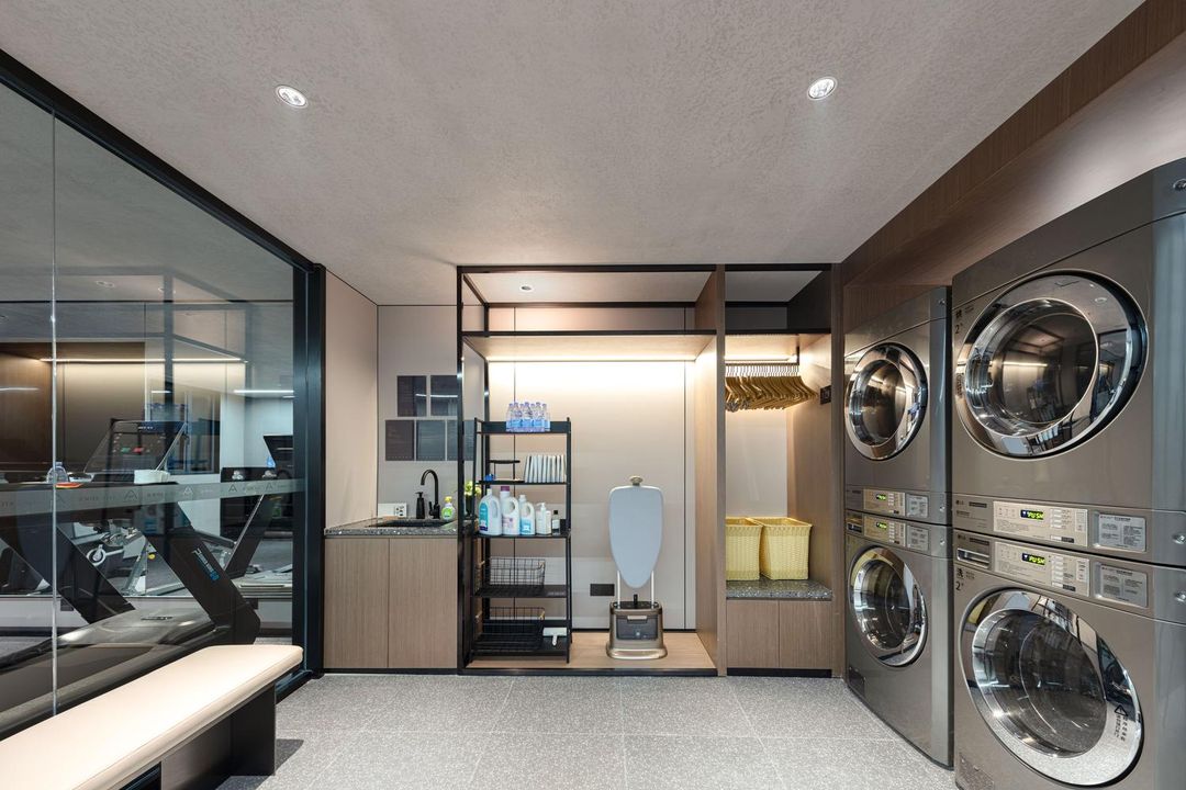 长沙总部基地理工大学亚朵酒店