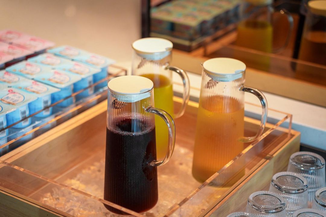 重庆洪崖洞千厮门大桥江景亚朵酒店