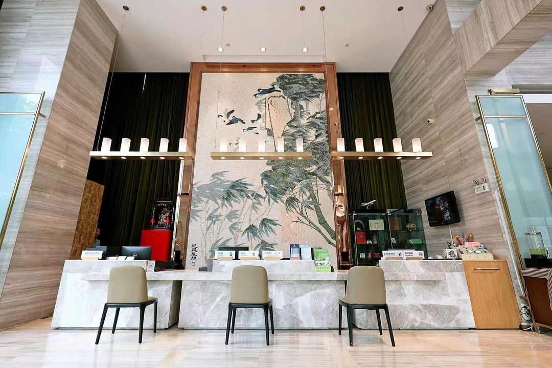 成都瑞庭竹岛酒店(世纪城新会展远大购物中心店)