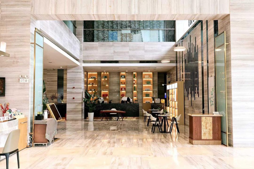 成都瑞庭竹岛酒店(世纪城新会展远大购物中心店)