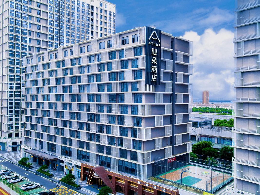 武汉沌口东风大道体育中心亚朵酒店
