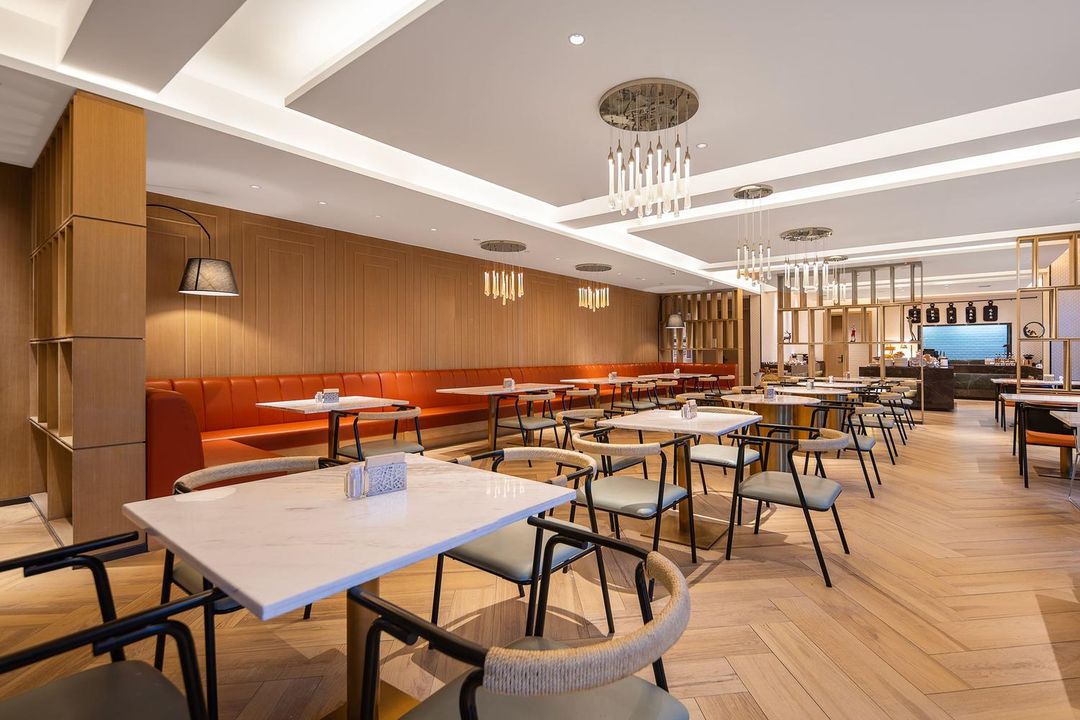 成都天府新区华阳地铁站亚朵酒店