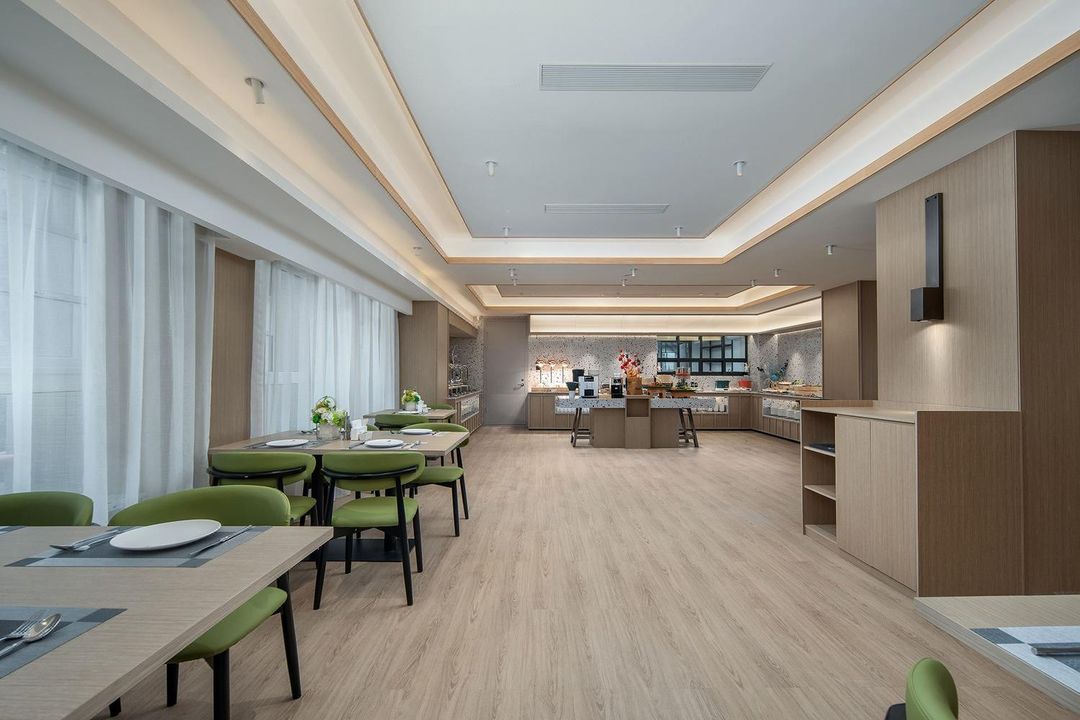 星程酒店(成都温江大学城杨柳河地铁站店)