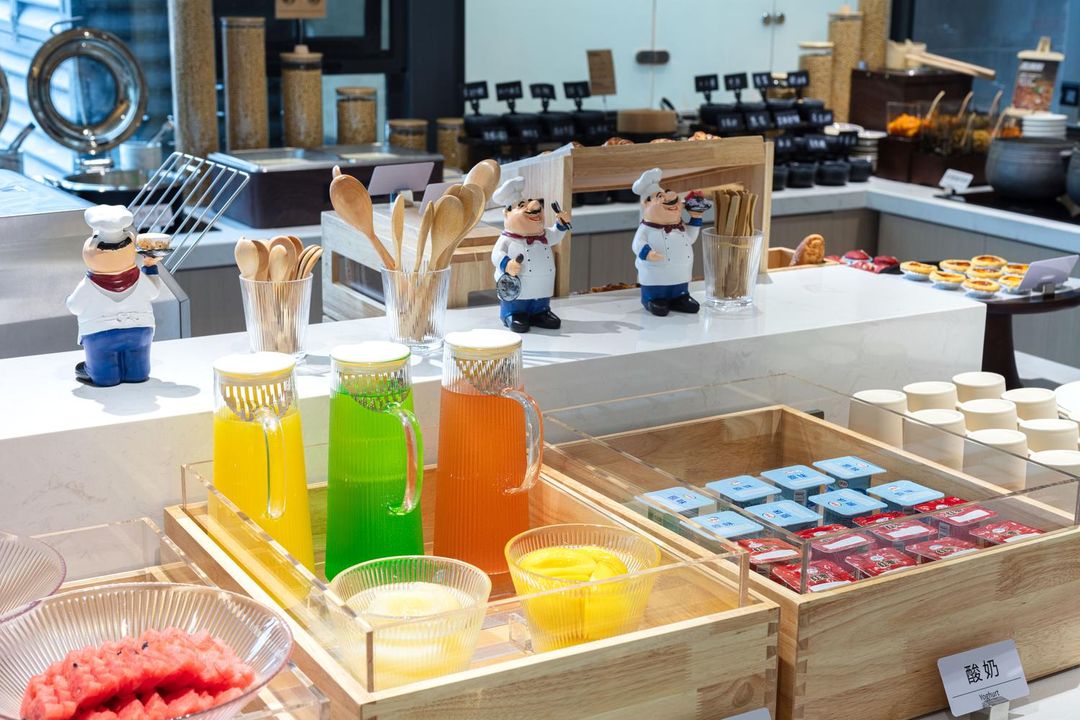 成都锦华万达中港广场亚朵X酒店