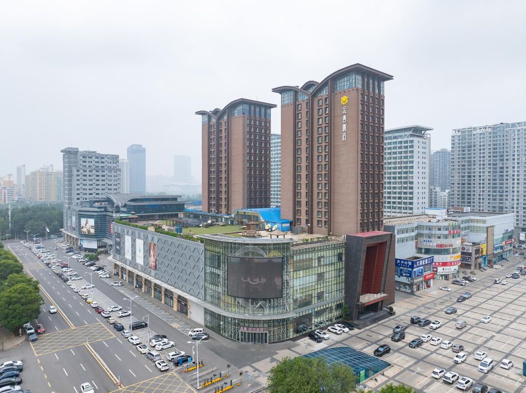沈阳云湾酒店(奥体中心地铁站盛京大奥莱店)