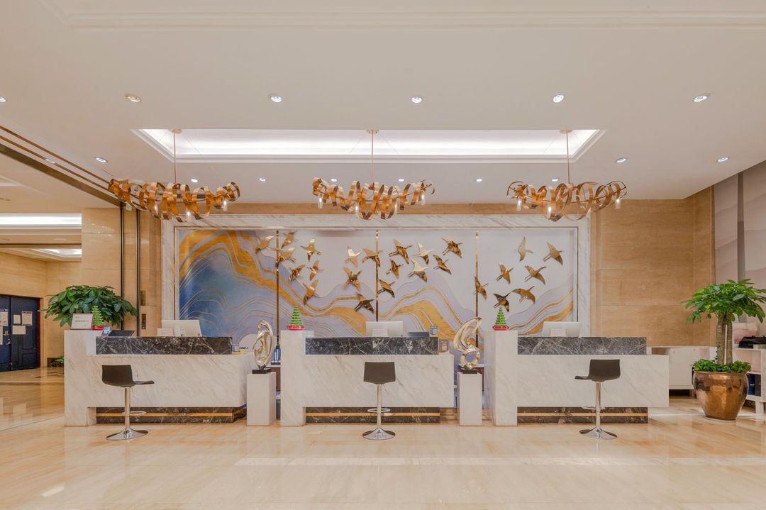金麓美华大酒店(长沙市政府白鸽咀地铁站店)